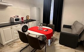 Fabian Apart Centertown